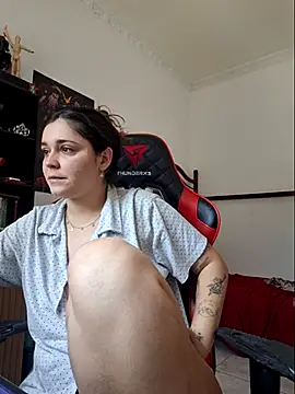 Snapshot of luuhcat09 chatting on 9, 9, 2025 luuhcat09 online show from 9, 9, 2025