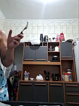 Snapshot of luuhcat09 chatting on 4, 10, 2025 luuhcat09 online show from 4, 10, 2025