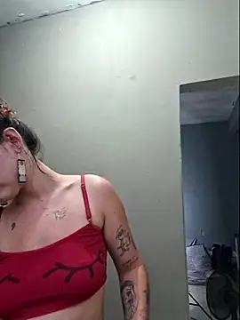 Snapshot of luuhcat09 chatting on 3, 11, 2025 luuhcat09 online show from 3, 11, 2025