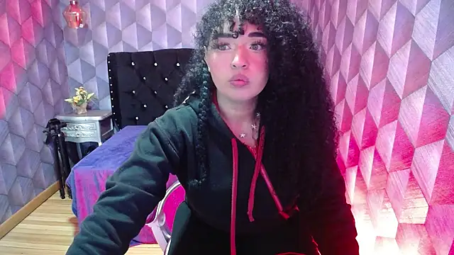 Sofiacowperx online show from 12, 2, 2025