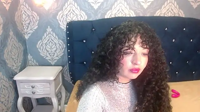 Sofiacowperx online show from 14, 11, 2025