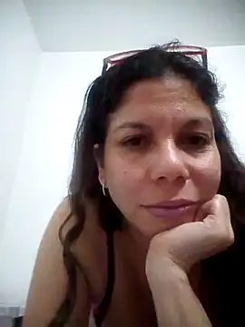Carliina Soussa online show from 28, 1, 2025