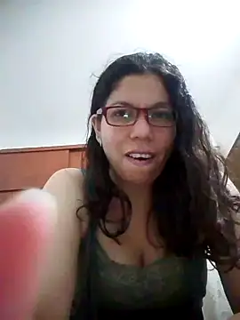 Carliina Soussa online show from 13, 3, 2025