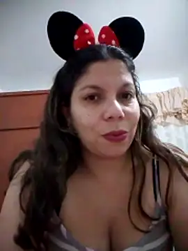 Carliina Soussa online show from 31, 10, 2025