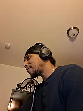 bigboytoy912 online show from 19, 5, 2026