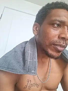 Snapshot of bigboytoy912 chatting on 25, 6, 2026 bigboytoy912 online show from 25, 6, 2026