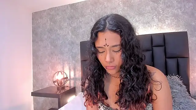 Snapshot of laura_smith33 chatting on 22, 1, 2025 laura smith33 online show from 22, 1, 2025