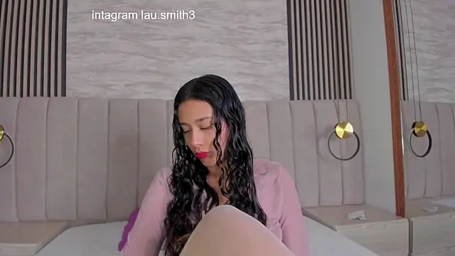 Snapshot of laura_smith33 chatting on 22, 9, 2025 laura smith33 online show from 22, 9, 2025