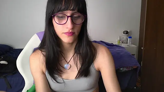 Snapshot of Alice_love29 chatting on 3, 2, 2025 Alice love29 online show from 3, 2, 2025