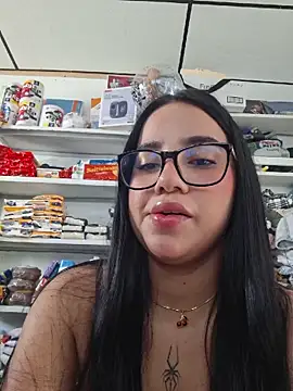 Snapshot of Katia_sweetx chatting on 7, 5, 2026 Katia sweetx online show from 7, 5, 2026