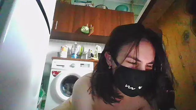 MikaKors online show from 15, 3, 2025