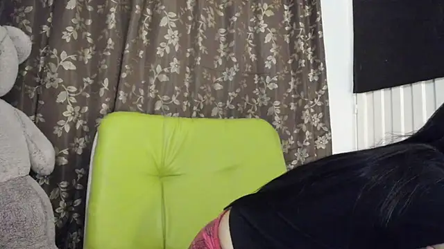 Snapshot of Nathaly_love96 chatting on 15, 1, 2025 Nathaly love96 online show from 15, 1, 2025