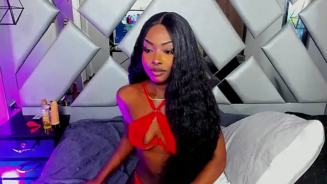 Nahomi-Hill online show from 2, 3, 2025