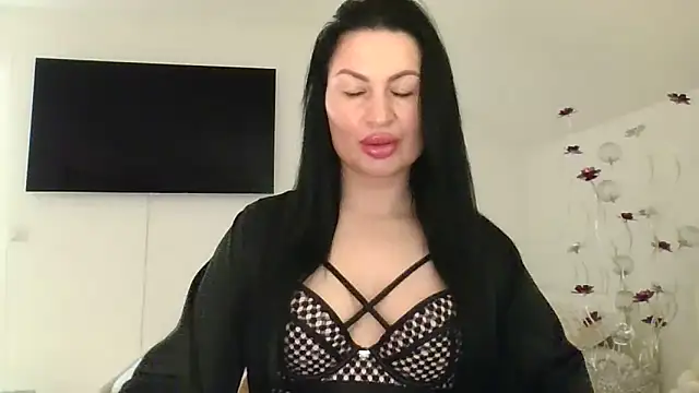 Snapshot of Helena7077 chatting on 9, 1, 2025 Helena7077 online show from 9, 1, 2025