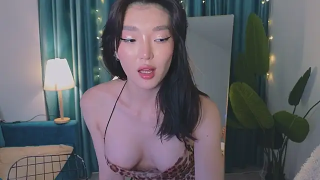 Snapshot of AudreyMell chatting on 6, 2, 2025 AudreyMell online show from 6, 2, 2025