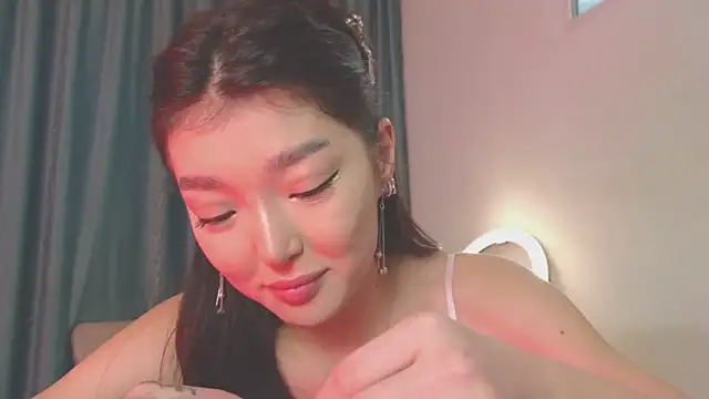 AudreyMell online show from 6, 2, 2026