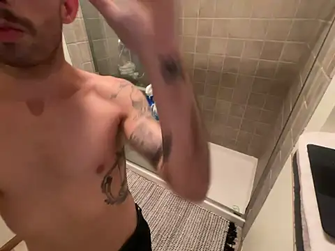 Snapshot of RuffClvb chatting on 13, 2, 2025 RuffClvb online show from 13, 2, 2025