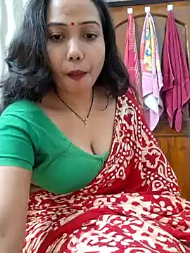 Snapshot of DREAM_GIRL-30 chatting on 1, 1, 2025 DREAM GIRL-30 online show from 1, 1, 2025