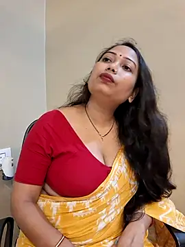 Snapshot of DREAM_GIRL-30 chatting on 8, 7, 2026 DREAM GIRL-30 online show from 8, 7, 2026