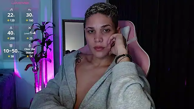 Snapshot of Charlee_pink chatting on 16, 12, 2024 Charlee pink online show from 16, 12, 2024