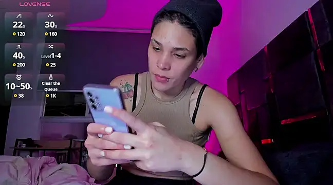 Snapshot of Charlee_pink chatting on 18, 2, 2025 Charlee pink online show from 18, 2, 2025