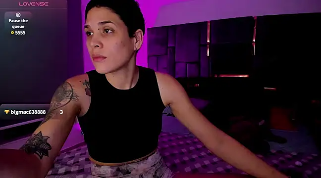 Snapshot of Charlee_pink chatting on 7, 3, 2025 Charlee pink online show from 7, 3, 2025