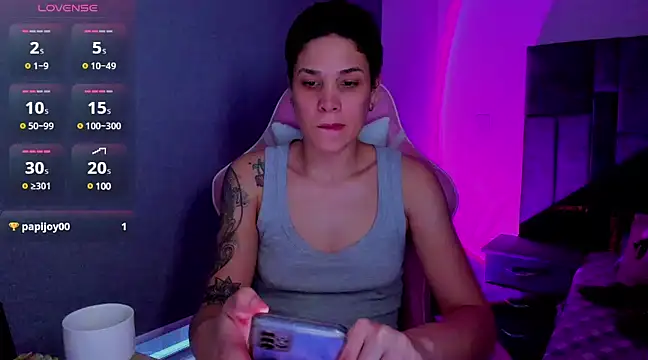 Snapshot of Charlee_pink chatting on 16, 3, 2025 Charlee pink online show from 16, 3, 2025