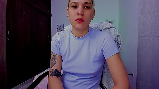 Snapshot of Charlee_pink chatting on 26, 9, 2025 Charlee pink online show from 26, 9, 2025