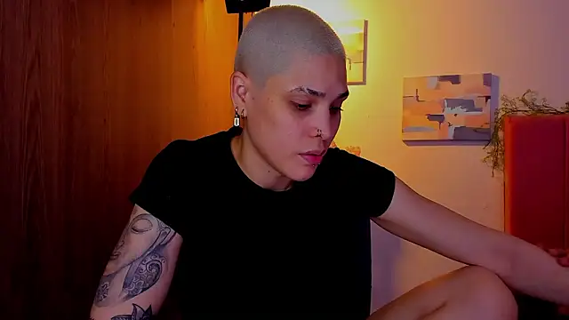 Charlee pink online show from 19, 3, 2026