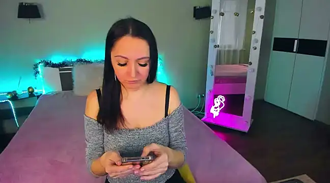 AngellLika online show from 6, 1, 2025