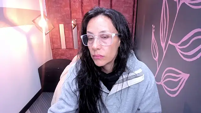 Snapshot of Abrillee1 chatting on 7, 11, 2025 Abrillee1 online show from 7, 11, 2025