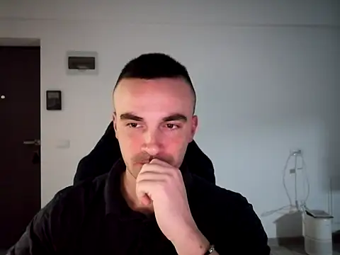 Snapshot of mu5clemania2 chatting on 15, 1, 2025 mu5clemania2 online show from 15, 1, 2025