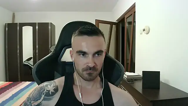 Snapshot of mu5clemania2 chatting on 13, 9, 2025 mu5clemania2 online show from 13, 9, 2025