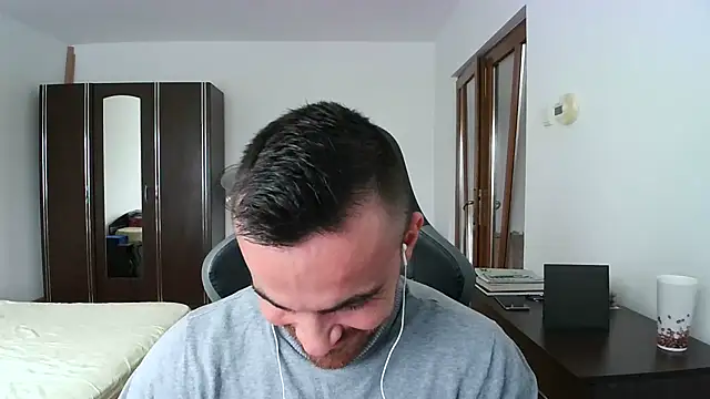 Snapshot of mu5clemania2 chatting on 30, 9, 2025 mu5clemania2 online show from 30, 9, 2025