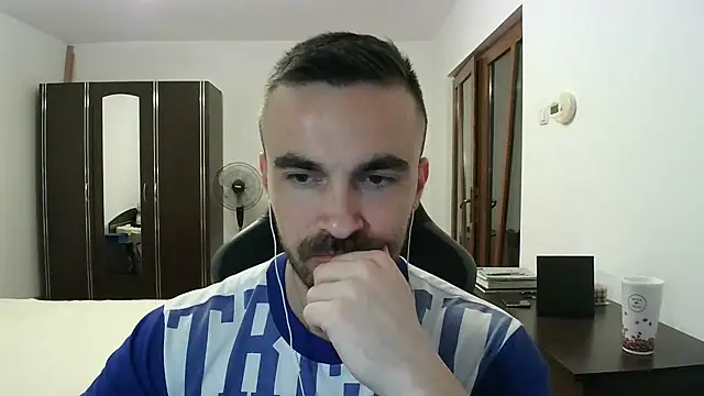 Snapshot of mu5clemania2 chatting on 2, 10, 2025 mu5clemania2 online show from 2, 10, 2025