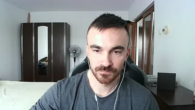 Snapshot of mu5clemania2 chatting on 5, 10, 2025 mu5clemania2 online show from 5, 10, 2025