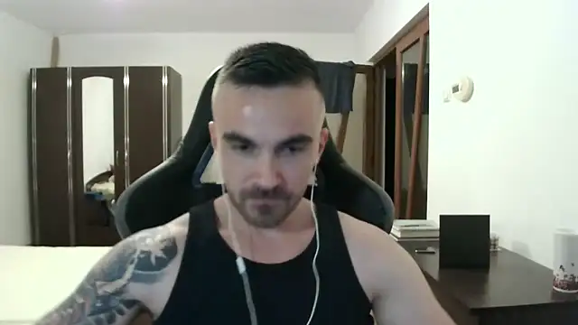 Snapshot of mu5clemania2 chatting on 7, 10, 2025 mu5clemania2 online show from 7, 10, 2025