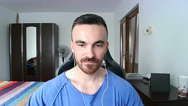Snapshot of mu5clemania2 chatting on 18, 10, 2025 mu5clemania2 online show from 18, 10, 2025