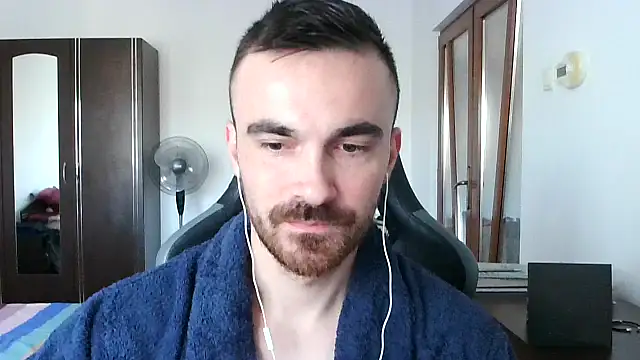 Snapshot of mu5clemania2 chatting on 20, 10, 2025 mu5clemania2 online show from 20, 10, 2025