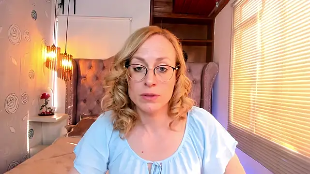 Snapshot of SammySanders chatting on 7, 1, 2025 SammySanders online show from 7, 1, 2025