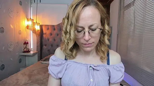 Snapshot of SammySanders chatting on 15, 3, 2025 SammySanders online show from 15, 3, 2025