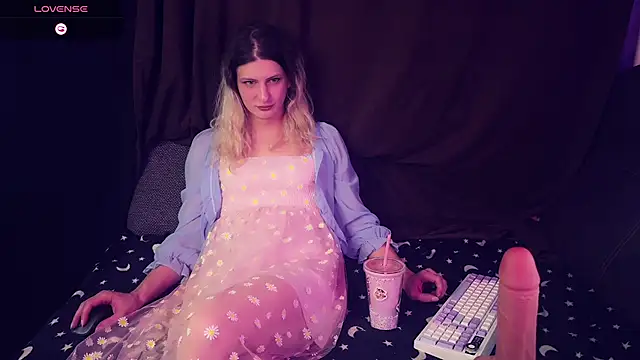 Snapshot of Alice_Pinkhead chatting on 13, 3, 2025 Alice Pinkhead online show from 13, 3, 2025