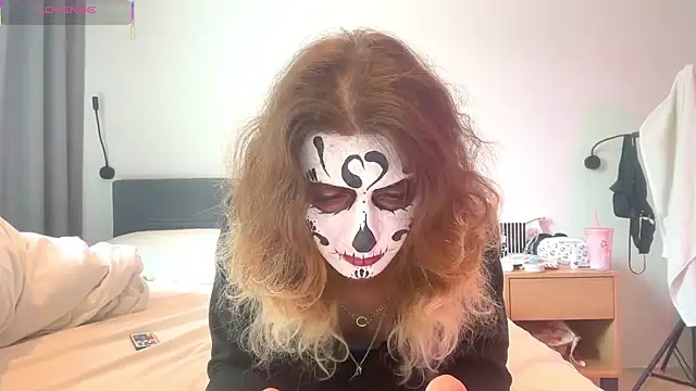 Snapshot of Alice_Pinkhead chatting on 31, 10, 2025 Alice Pinkhead online show from 31, 10, 2025