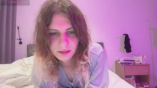 Snapshot of Alice_Pinkhead chatting on 2, 12, 2025 Alice Pinkhead online show from 2, 12, 2025