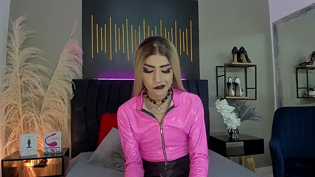 Snapshot of BrianaSchafer chatting on 17, 2, 2025 BrianaSchafer online show from 17, 2, 2025