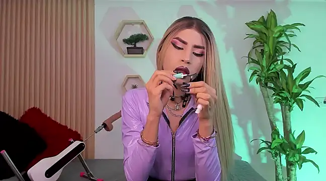 Snapshot of BrianaSchafer chatting on 20, 3, 2025 BrianaSchafer online show from 20, 3, 2025