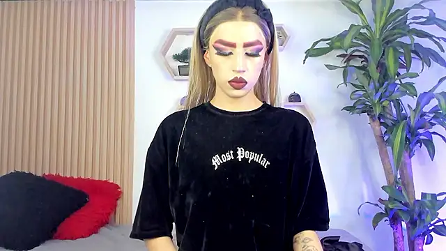 Snapshot of BrianaSchafer chatting on 16, 10, 2025 BrianaSchafer online show from 16, 10, 2025