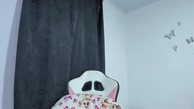 Snapshot of SophieWoods_ chatting on 20, 3, 2025 SophieWoods  online show from 20, 3, 2025