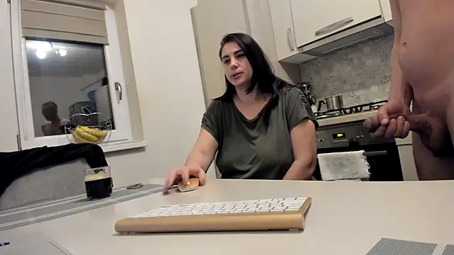 cuplu29 online show from 8, 4, 2026