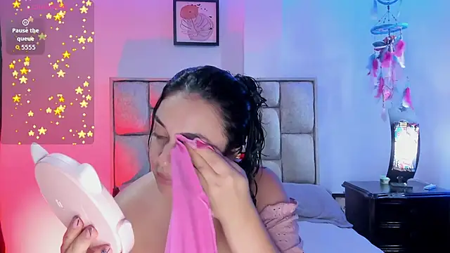 brianaGuzman online show from 21, 2, 2026